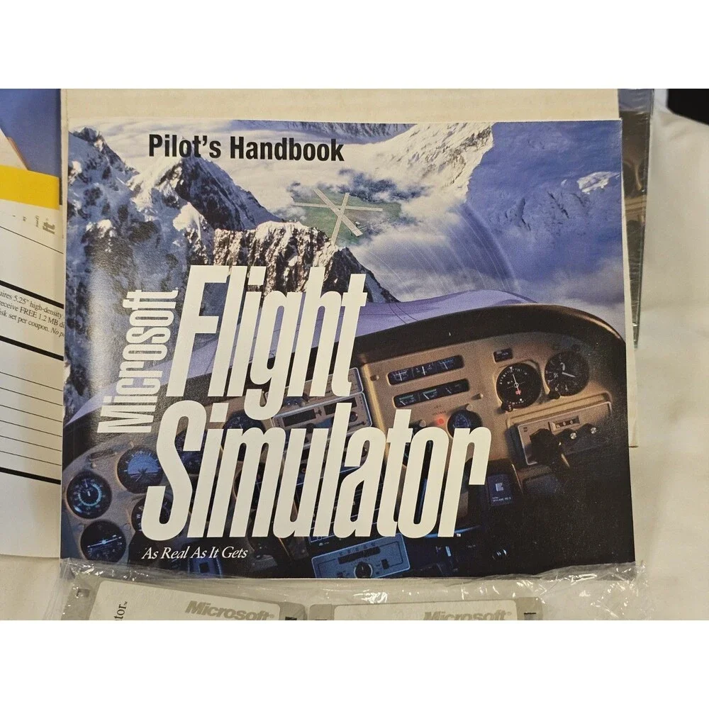 Vintage 1993 Microsoft Home Flight Simulator Computer Prgram W/ Manual